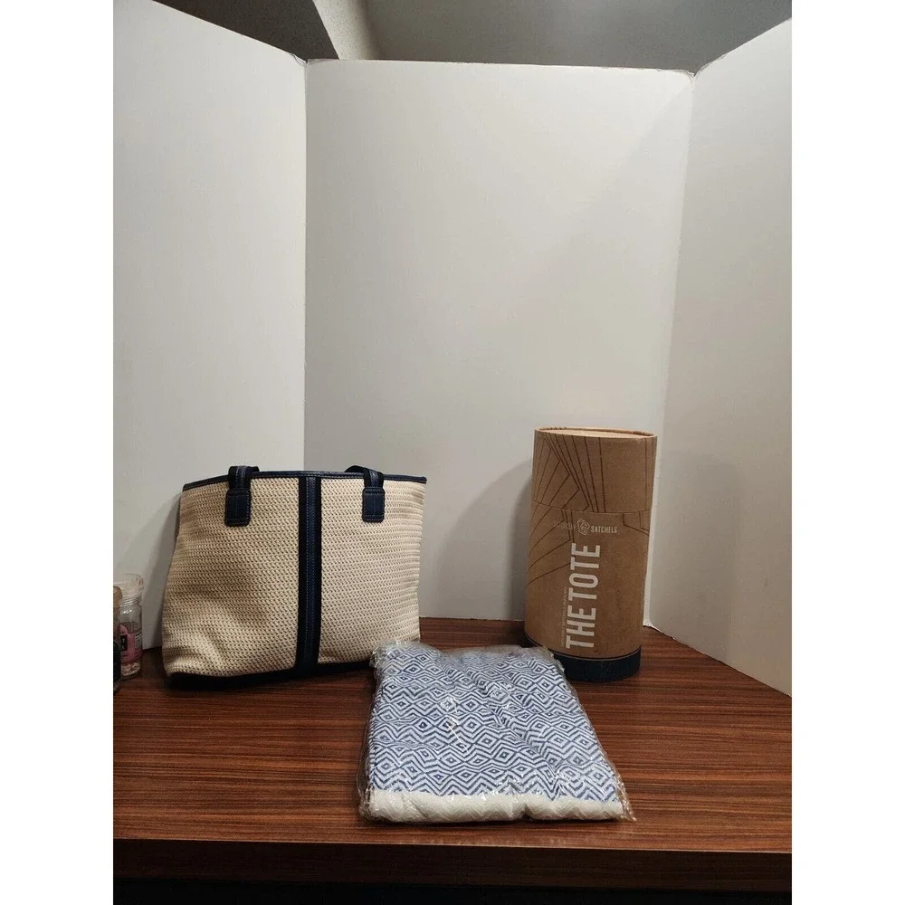 Saturday Satchels The Tote Straw Beach Bag with Blue & WhiteTurkish Towel‎